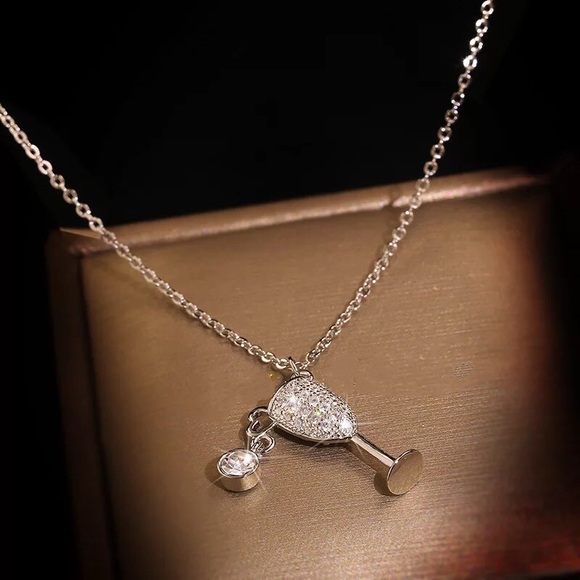 👏🏼Clearance👏🏼S925 Stamped Wine Glass Pendant necklace for women - Picture 4 of 7